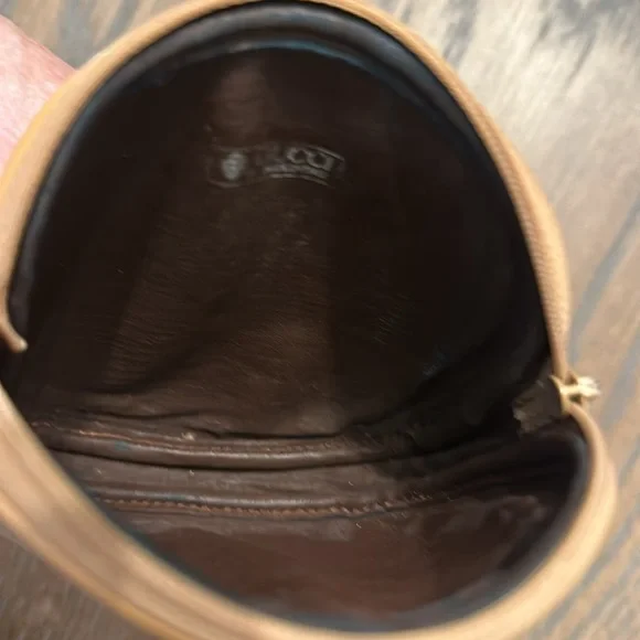 Gucci Coin/Credit Card Purse - Picture 8 of 16